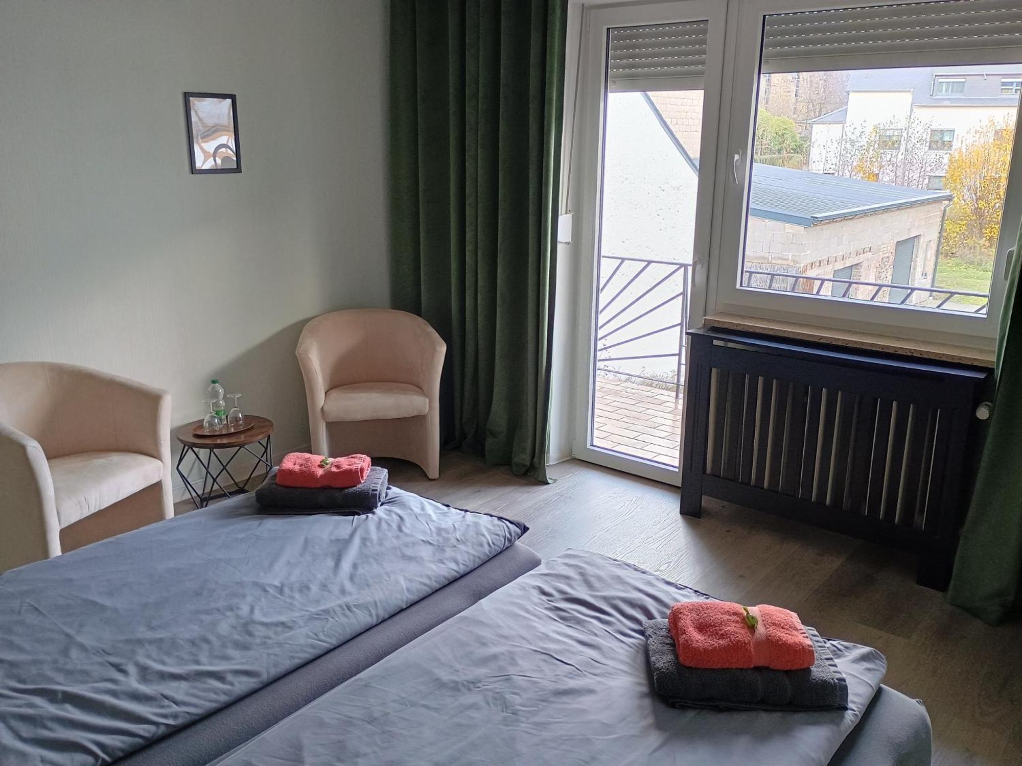 Gasthof Zur Grafschaft Veldenz Ngoại thất bức ảnh